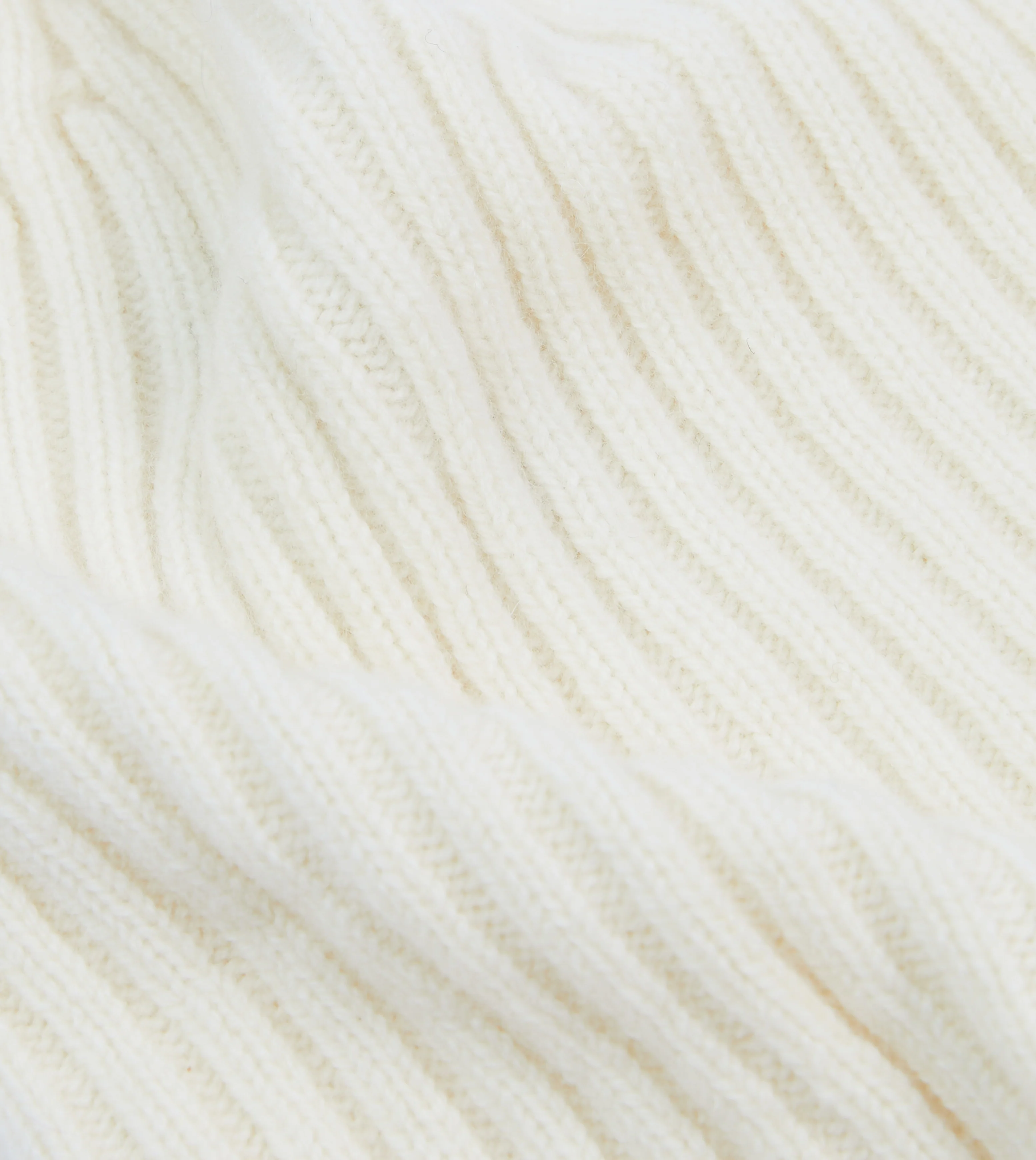 Ecru Lambswool Ribbed Knit Cap - Image 2